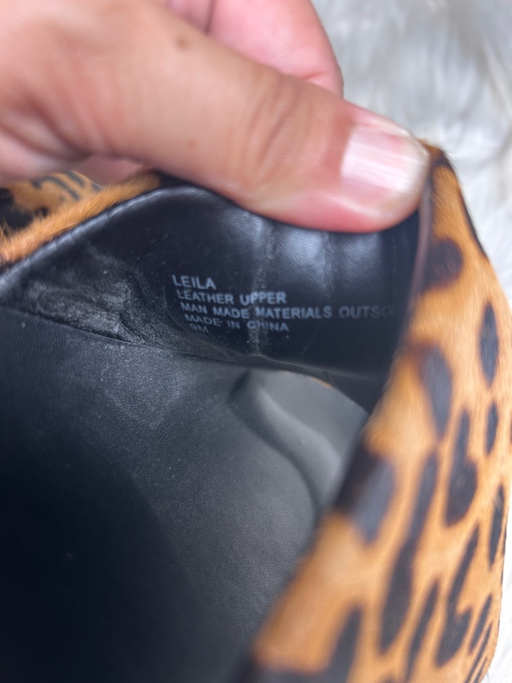 AEROSOLES Leopard Print Calf Hair Slide Sandals Women's Size 9 - Picture 10 of 12